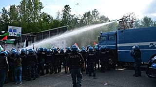 Sgomberato il centro sociale Askatasuna a Torino