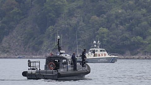 Fotónk illusztráció: a görög parti őrség és a Frontex menekülteket ment Leszbosz szigeténél