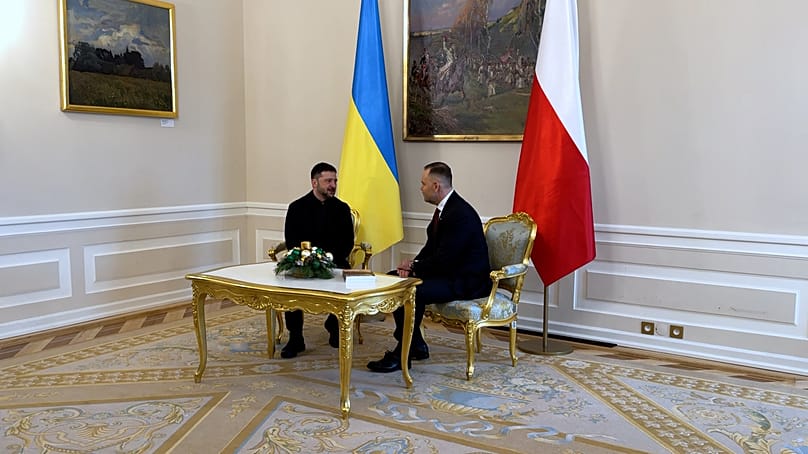 Prezydent Ukrainy Wołodymyr Zełenski oraz prezydent Polski Karol Nawrocki. 