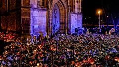 Ein Jahr nach dem Anschlag auf dem Magdeburger Weihnachtsmarkt verarbeiten noch immer Hunderte Menschen die Folgen, während der Angeklagte im Hunderstreik steht.
