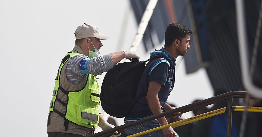 Greece rescues 545 migrants off Crete after distress call Greece rescues 545 migrants off Crete after distress call