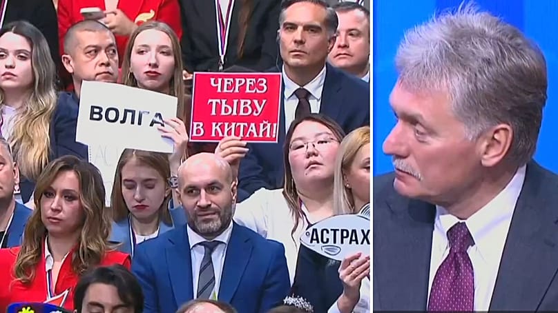 A hallgatóság egy része és Dmitrij Peszkov Kreml-szóvivő