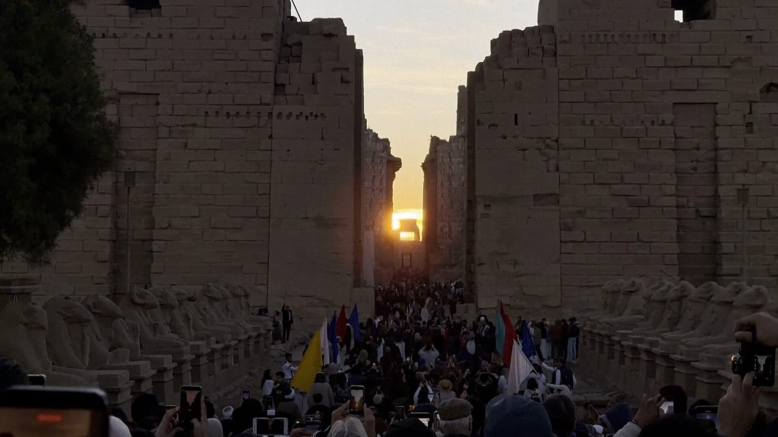 Hundreds of visitors in the Egyptian city of Luxor rose before dawn on Sunday to watch the winter solstice sunrise align with an ancient temple, Dec.21, 2025