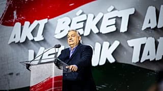 Viktor Orban alla "manifestazione contro la guerra" a Szeged, 20.12.2025.