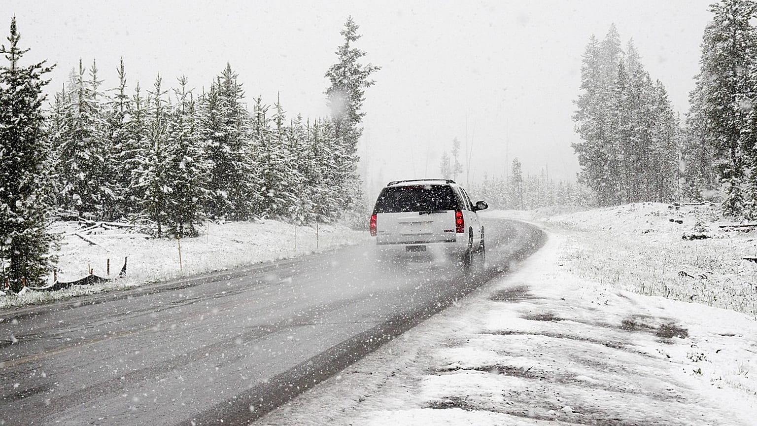 Semana começa com chuva mas neve chega a tempo de refrescar (ainda mais) o Natal