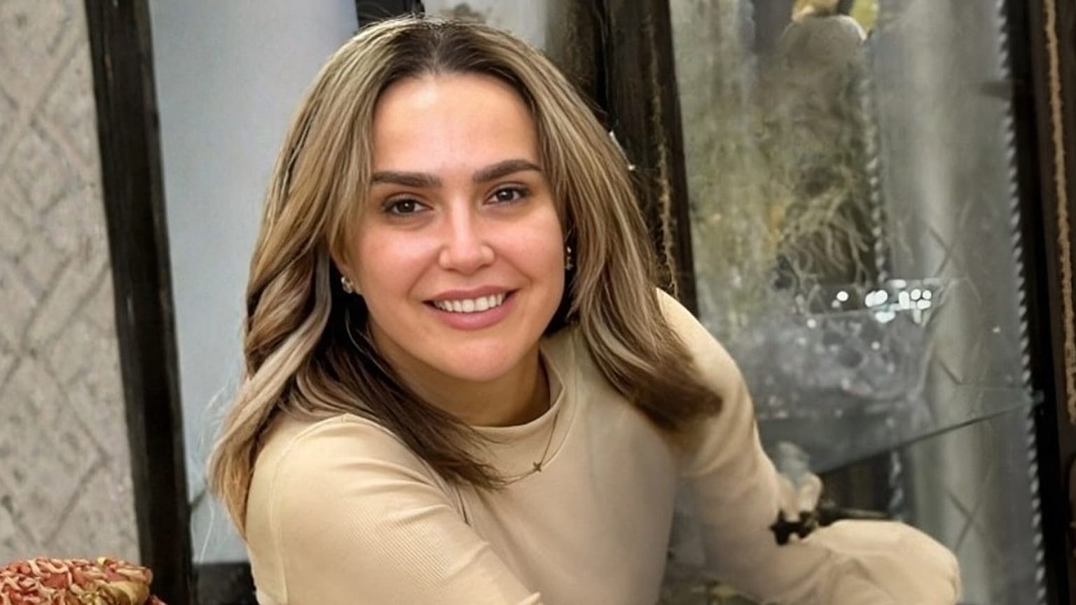 شهین محمودی 