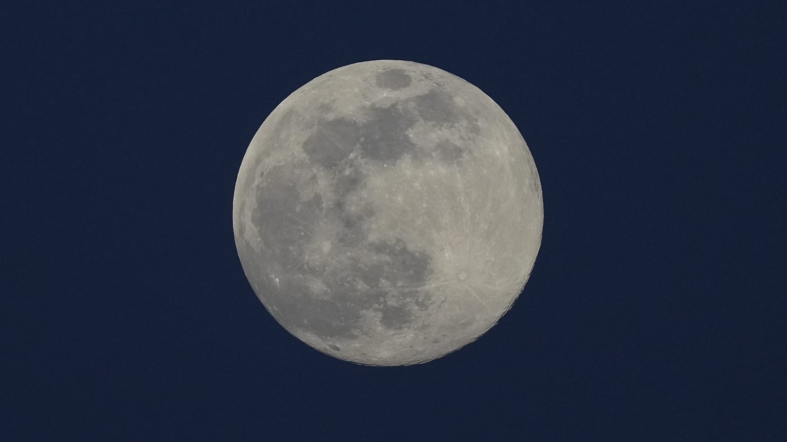 Missioni lunari 2026: gli osservatori dello spazio attendono due appuntamenti chiave.