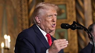 الرئيس دونالد ترامب يتحدث في ناديه مار-أه-لاجو، يوم الاثنين 22 ديسمبر 2025، في بالم بيتش، فلوريدا.