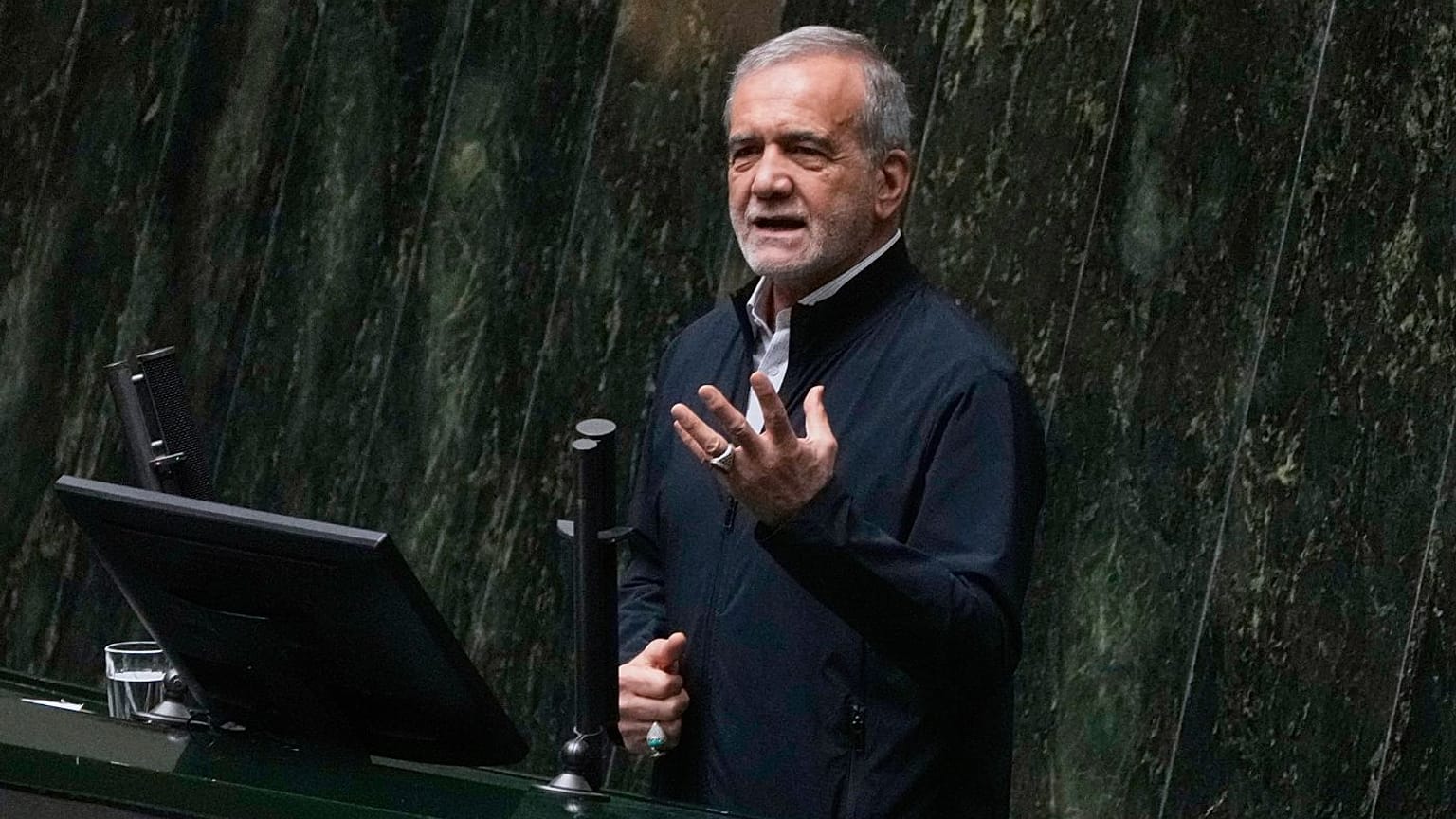 مسعود پزشکیان