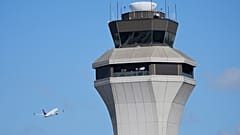Archivos - Una torre de control aéreo