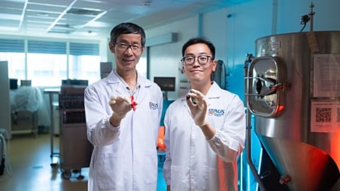 Liu Shao Quan (left) and Mr Manfred Ku from the NUS Department of Food Science and Technology developed novel methods to improve the taste of carob-based chocolate. 