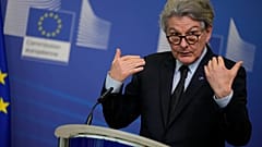 L'ex-commissaire européen au Marché intérieur, Thierry Breton, au siège de l'UE à Bruxelles, le 8 février 2022.