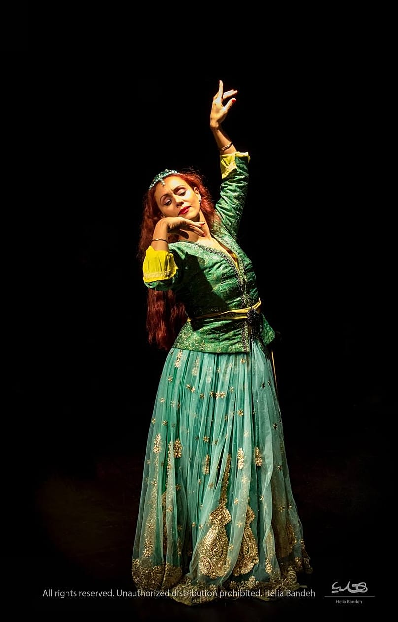 رقص هلیا بنده