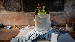 CAR trains polling workers as UN calls on authorities to ensure integrity of general election