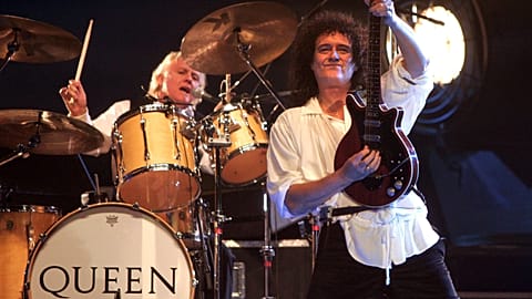 Listen to Queen’s previously-unreleased Christmas song 