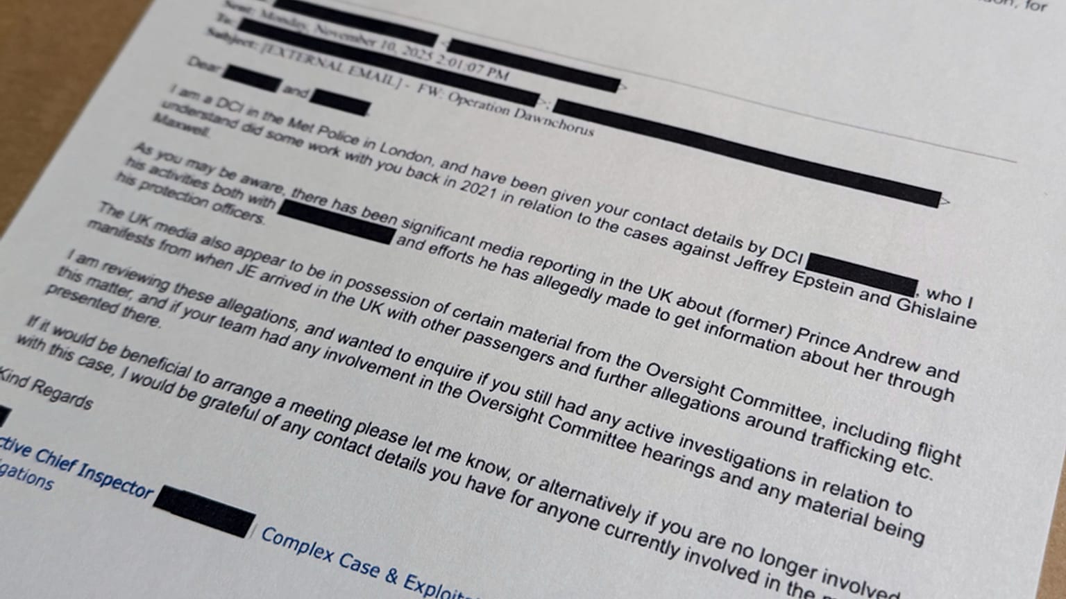 صورة رسالة بريد إلكتروني تم تضمينها في إفراج وزارة العدل الأمريكية لملفات جيفري إبستين، تم التقاطها يوم الاثنين 22 ديسمبر 2025. (تصوير: جون إلسويك/أسوشيتد برس)