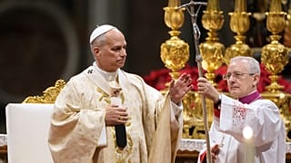 Papa leone XIV celebra la messa di Natale a San Pietro