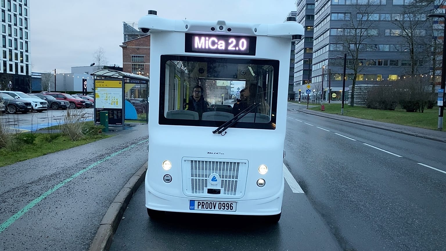 Inteligente, eléctrico y autónomo: bienvenidos al autobús lanzadera definitivo