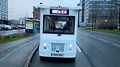Willkommen an Bord des ultimativen selbstfahrenden Shuttlebusses für die „letzte Meile“