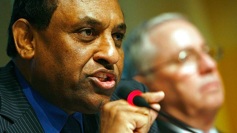 رئيس الحكومة السودانية: نسعى للسلام ونرفض نشر قوات أممية في البلاد 