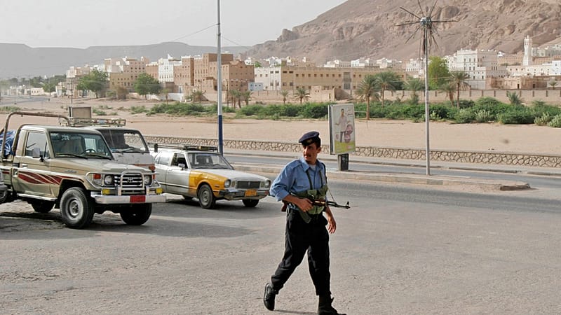 "سنرد بشكل مباشر".. الرياض تحذر المجلس الانتقالي الجنوبي في اليمن من التحركات العسكرية في حضرموت 