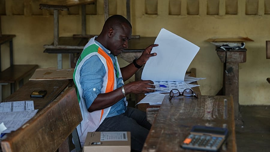 Ivory Coast vote count begins after divisive legislative elections