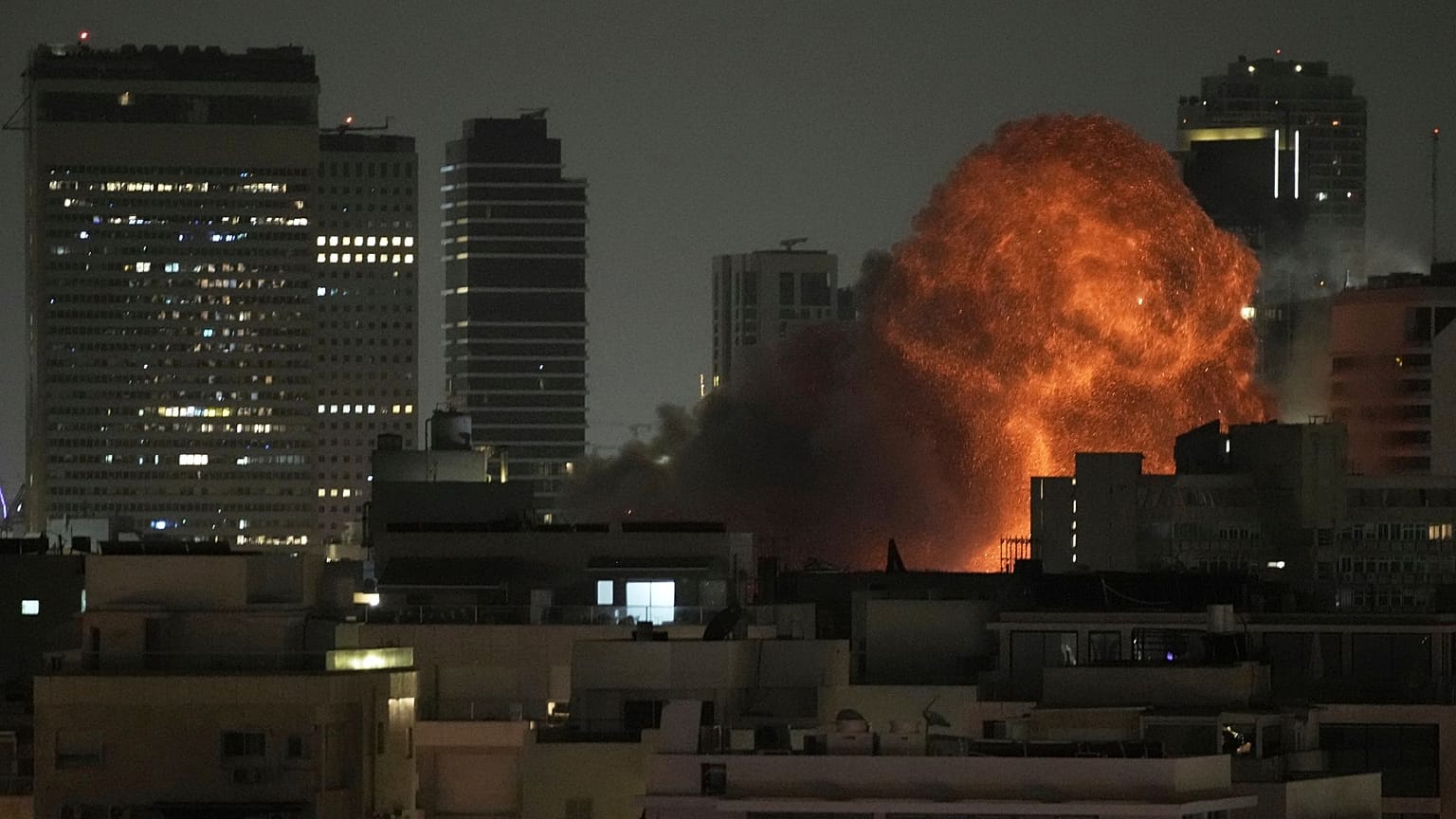 حملات موشکی ایران به اسرائيل