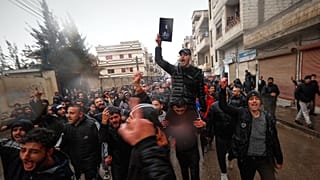 رجل من قبل الطائفة العلوية في سوريا