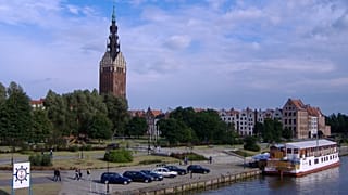 Elbląg leży nad rzeką Elbląg