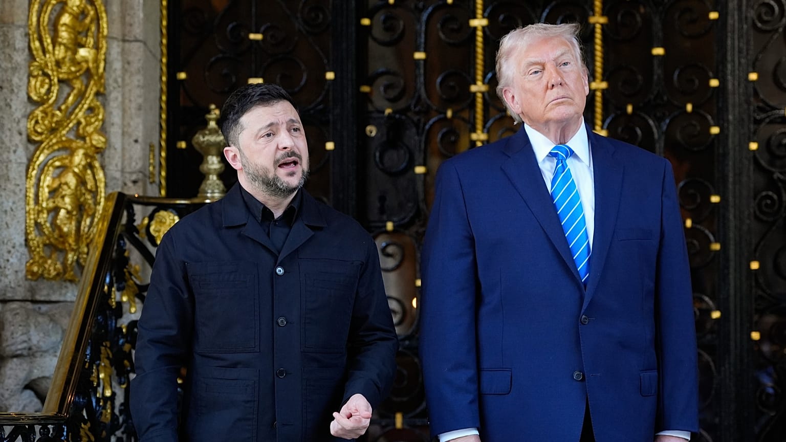 دونالد ترامپ رئیس‌جمهور ایالات متحده، روز یکشنبه ۲۸ دسامبر ۲۰۲۵، در مارالاگو در ایالت فلوریدا، از ولودیمیر زلنسکی رئیس‌جمهور اوکراین استقبال کرد 