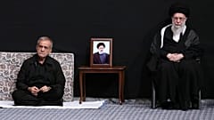 Maszúd Peszeskján  és Ali Khamenei