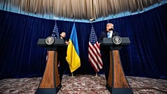 Die Präsidenten Trump und Selenskyj bei einer gemeinsamen Pressekonferenz nach ihrem Treffen in Trumps Club Mar-a-Lago, 28. Dezember 2025
