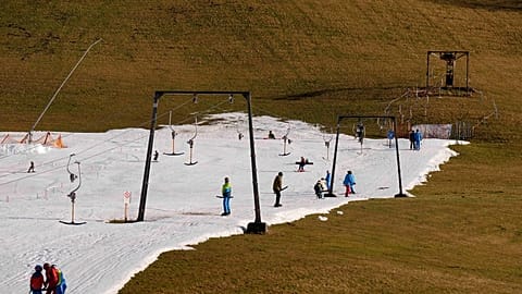 Climate change will make it increasingly difficult to ski in many European resorts