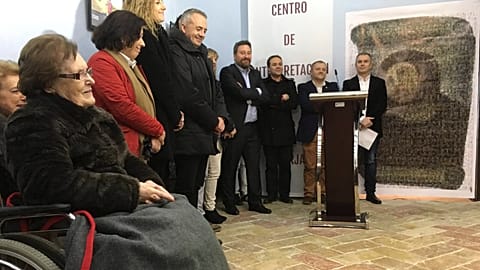Cecilia Giménez (left), who restored a version of the mural 'Ecce Homo' by 19th century painter Elías García Martínez, in Borja, Spain, on 16 March 2016.