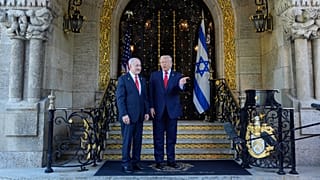 ترامب يستقبل نتنياهو في منتجع "مار-إيه-لاغو" بفلوريدا، الاثنين 29 ديسمبر/كانون الأول 2025.