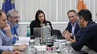 Η Υπουργός Γεβργίας, Αγροτικής Ανάπτυξης και Περιβάλλοντος της Κύπρου, Μαρία Παναγιώτου στην σύσκεψη με υπηρεσιακούς παράγοντες
