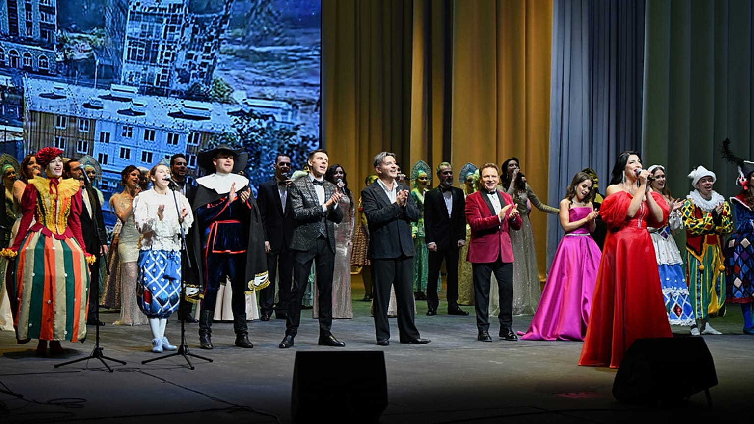 Mariupol Drama Tiyatrosu