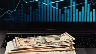 الدولار الأمريكي