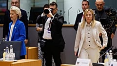 İtalya Başbakanı Giorgia Meloni, Brüksel'de düzenlenen AB Zirvesi'nde, 18 Aralık 2025