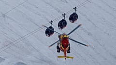  حلّقت مروحية من طراز EC-135 تابعة لشركة "سوسيتيه سيفيل" الفرنسية، يوم الجمعة 9 سبتمبر/أيلول 2016، بالقرب من ثلاث عربات من تلفريك "بانوراميك مون بلان" 