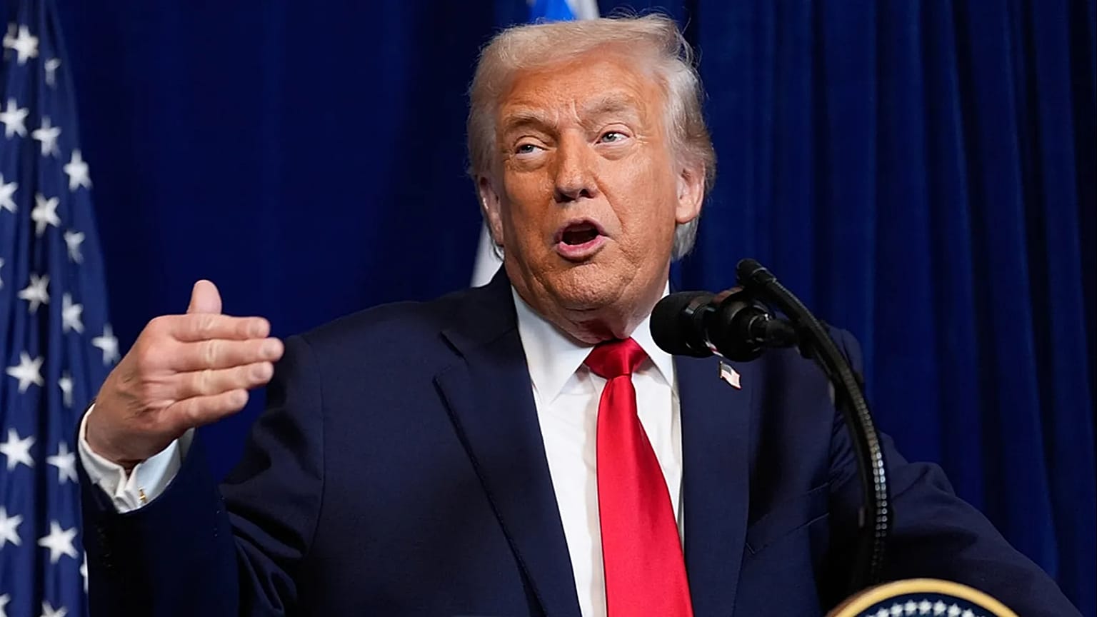 الرئيس الأميركي دونالد ترامب في منتجع مارالاغو، يوم الاثنين 29 ديسمبر/كانون الأول 2025، في بالم بيتش بولاية فلوريدا