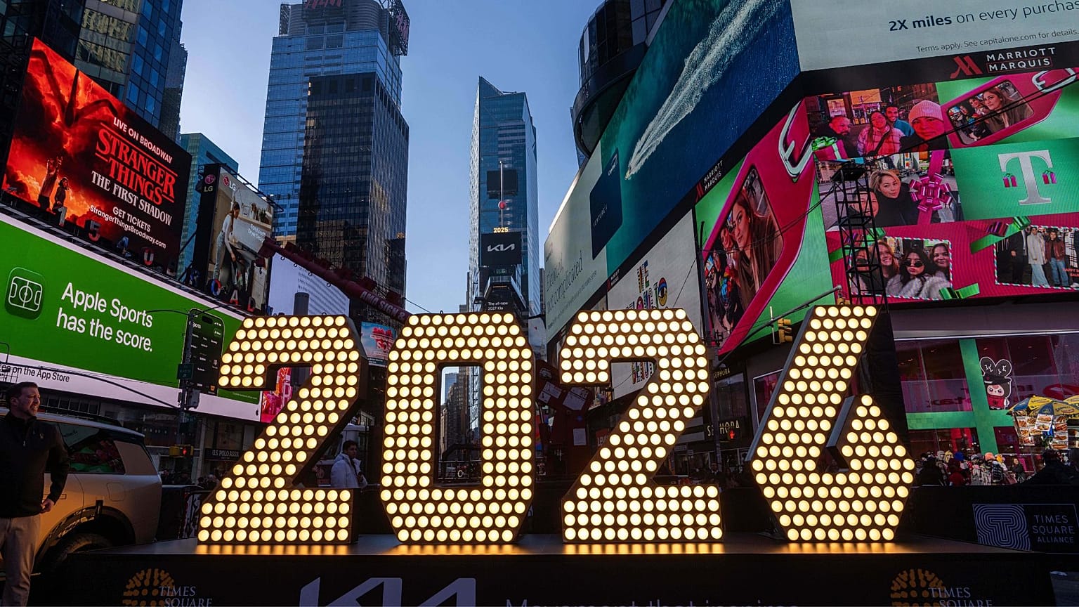 Die Ziffern 2026 werden bei einer Beleuchtungszeremonie am Times Square am Donnerstag, 18. Dezember 2025, in New York angezeigt. 