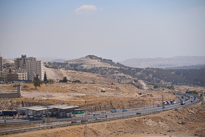 مستوطنة معاليه أدوميم في الضفة الغربية المحتلة، قرب الموقع الذي تقول إسرائيل إنها ستبني فيه وحدات سكنية ضمن مشروع الاستيطان E1