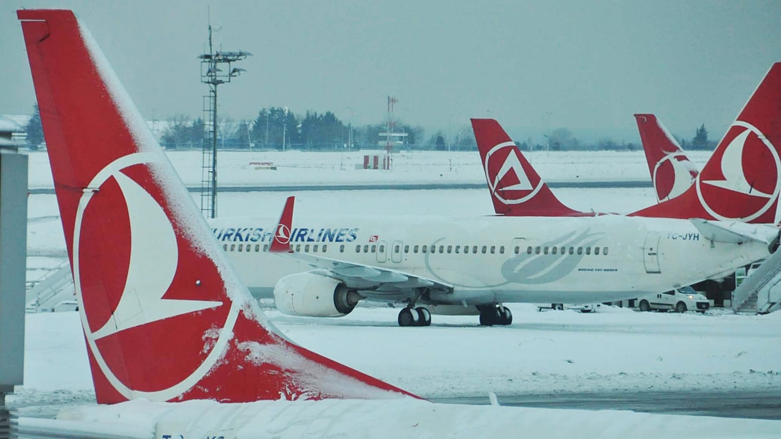Türk Hava Yolları (THY)