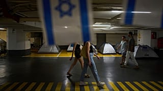 حضور اسرائیلی‌ها در پناهگاه در جریان جنگ ۱۲ روزه با ایران