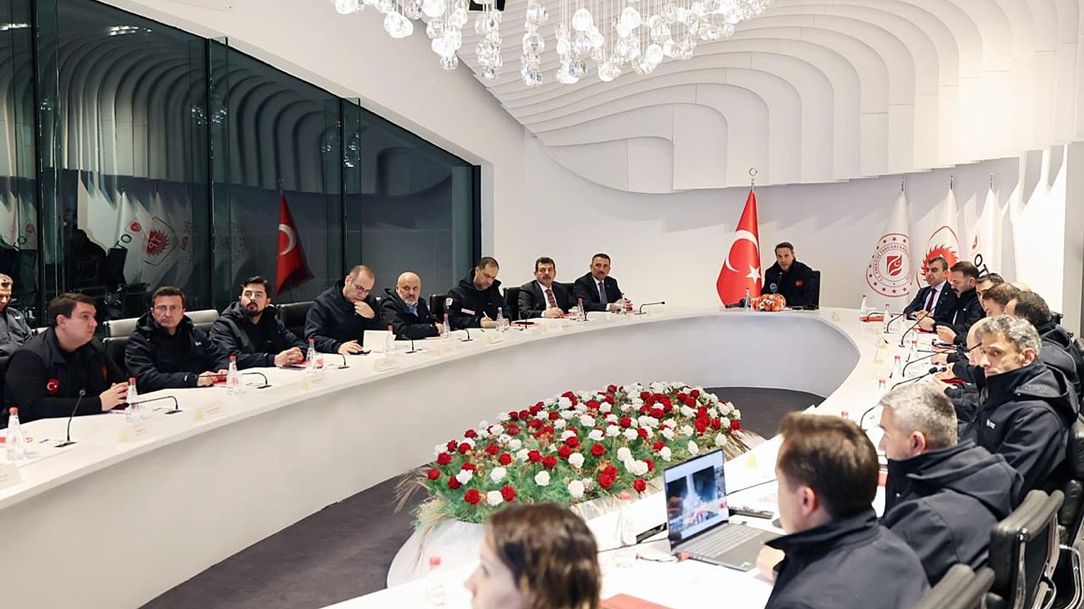 Enerji ve Tabii Kaynaklar Bakanı Alparslan Bayraktar, video konferansa Filyos'tan katıldı, 1 Ocak 2026