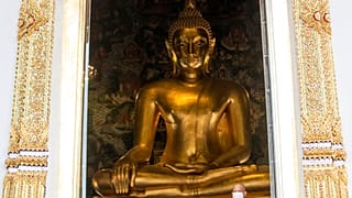  تمثال بوذا في معبد وات سوتات في بانكوك، تايلاند، الثلاثاء 17 مارس/آذار 2020. 