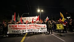 Συγνέντρωση έξω από την αμερικανική πρεσβεία στη Αθήνα