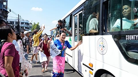 Мьянма: амнистия для более чем 6 000 заключенных