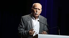 Ο δημοσιογράφος και παρουσιαστής Γιώργος Παπαδάκης (11/11/2025)